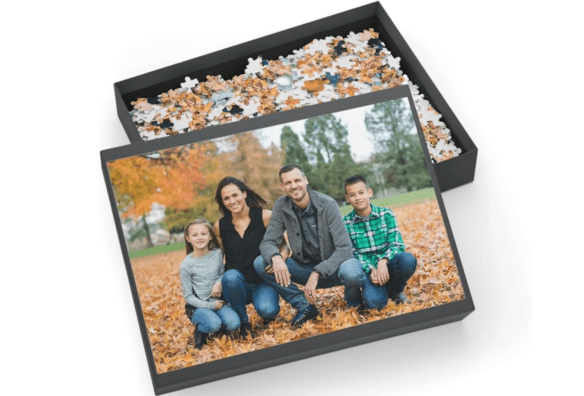Custom puzzle with box